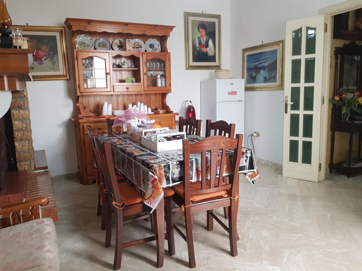 B&B Lu Sule Torchiarolo Bagian luar foto