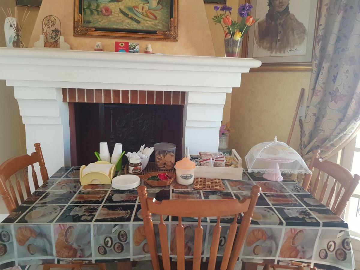 B&B Lu Sule Torchiarolo Bagian luar foto